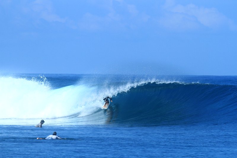 Cobras: Surf in the Banyak Islands